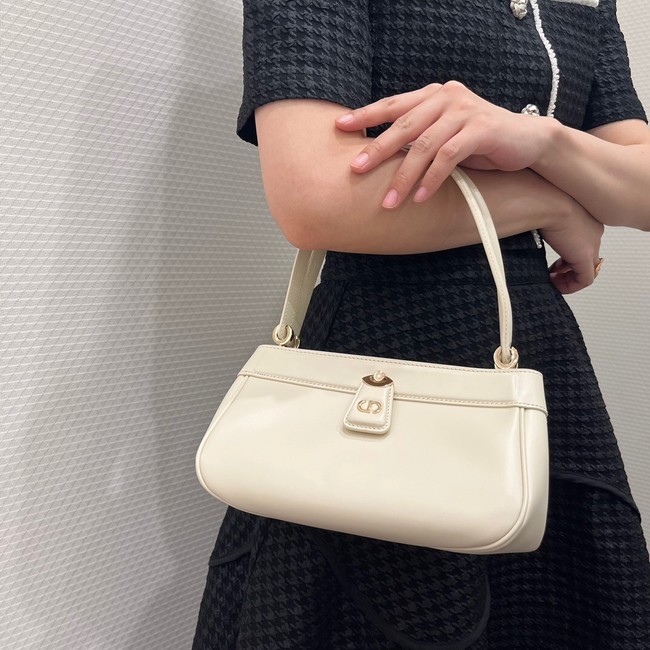 SMALL DIOR KEY BAG Dusty Ivory Box Calfskin M1844O