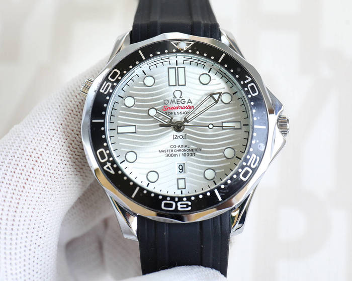 Omega Watch OMW00426-1