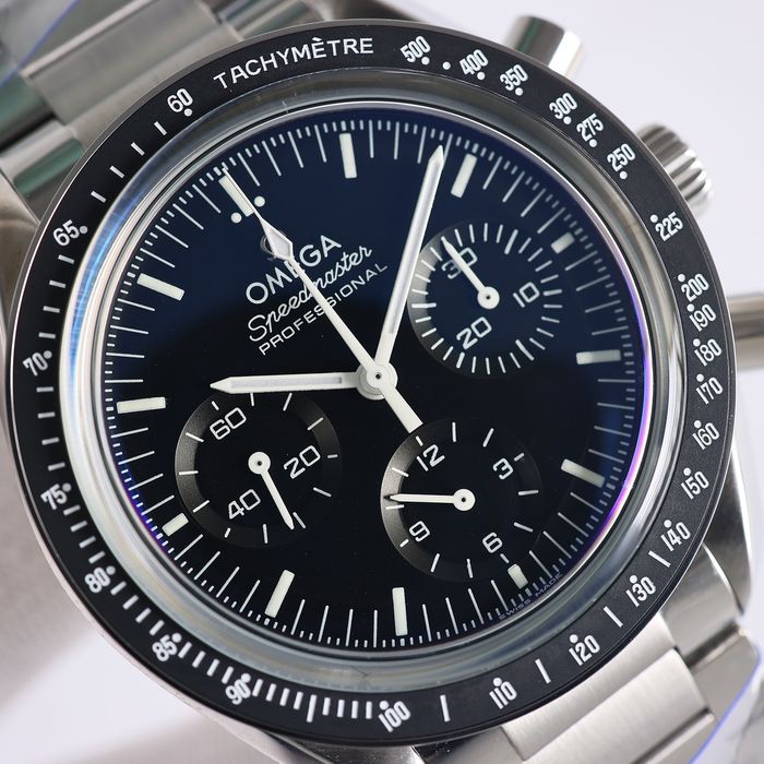 Omega Watch OMW00526