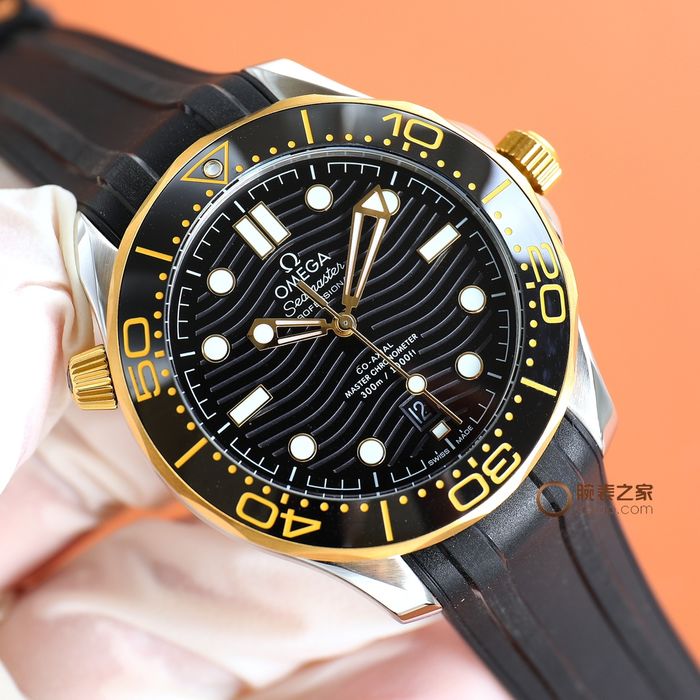 Omega Watch OMW00542