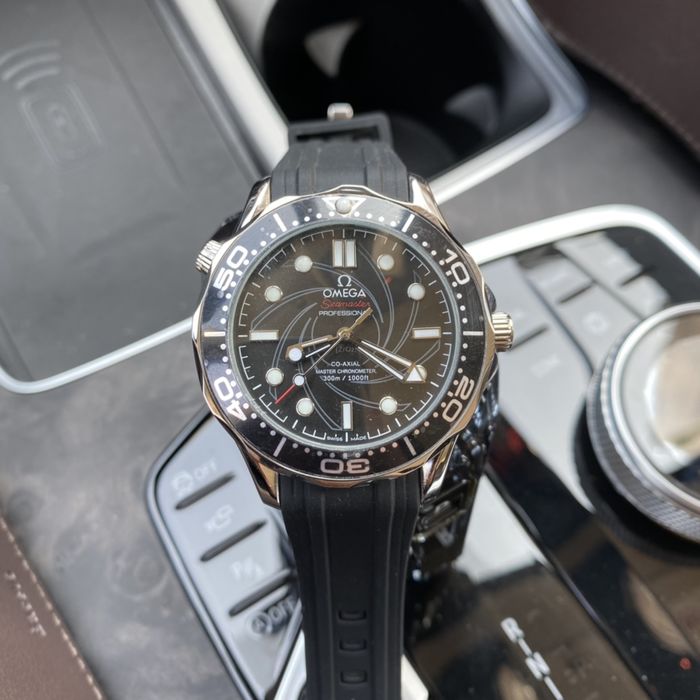 Omega Watch OMW00608-2