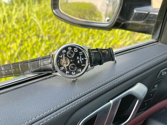 Omega Watch OMW00610-2