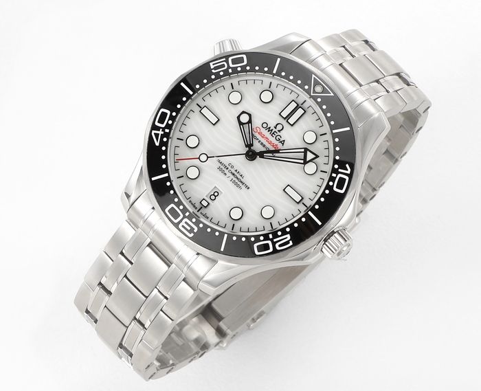 Omega Watch OMW00688