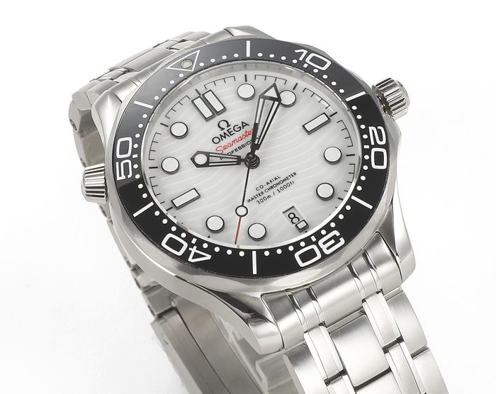 Omega Watch OMW00688