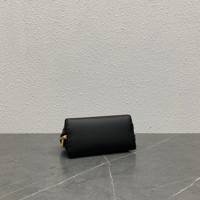 Celine CLUTCH WITH CHAIN IN TRIOMPHE LAMBSKIN 100382 black