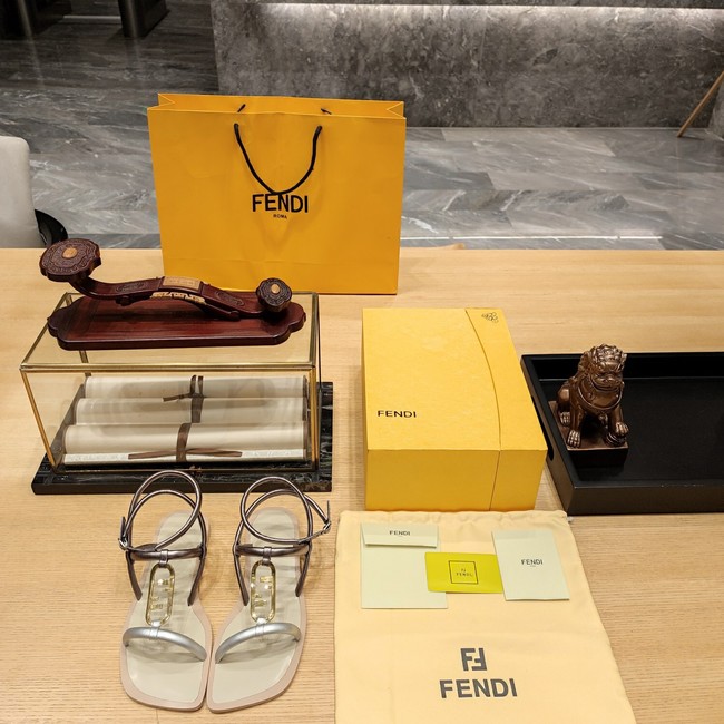 Fendi SANDALS 93477-1