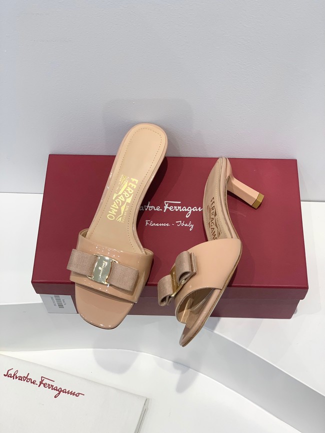 Ferragamo Sandal heel height 5.5CM 93493-2