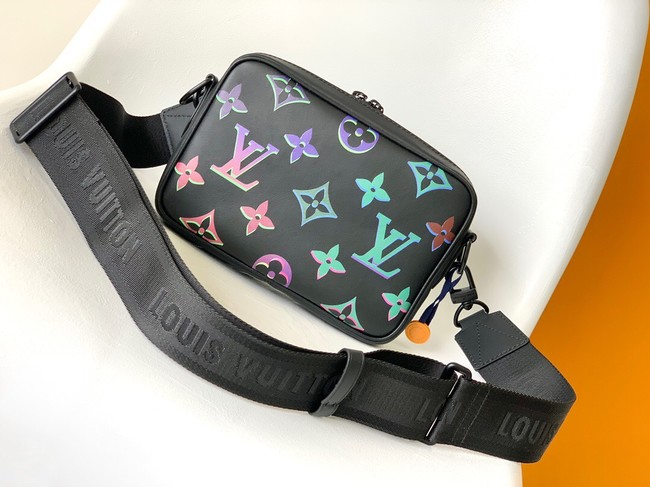 Louis vuitton Comet Messenger PM M22495 Black Borealis