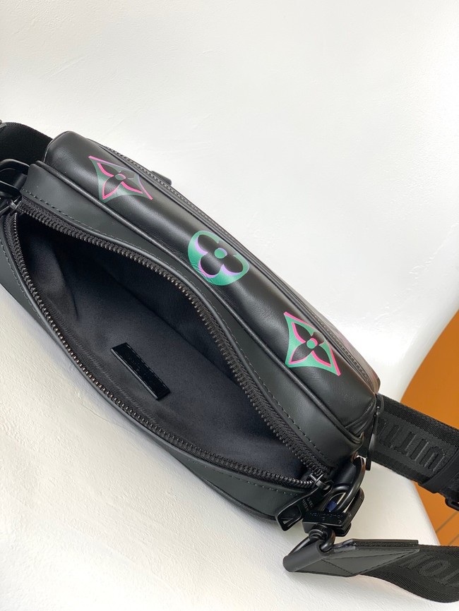 Louis vuitton Comet Messenger PM M22495 Black Borealis