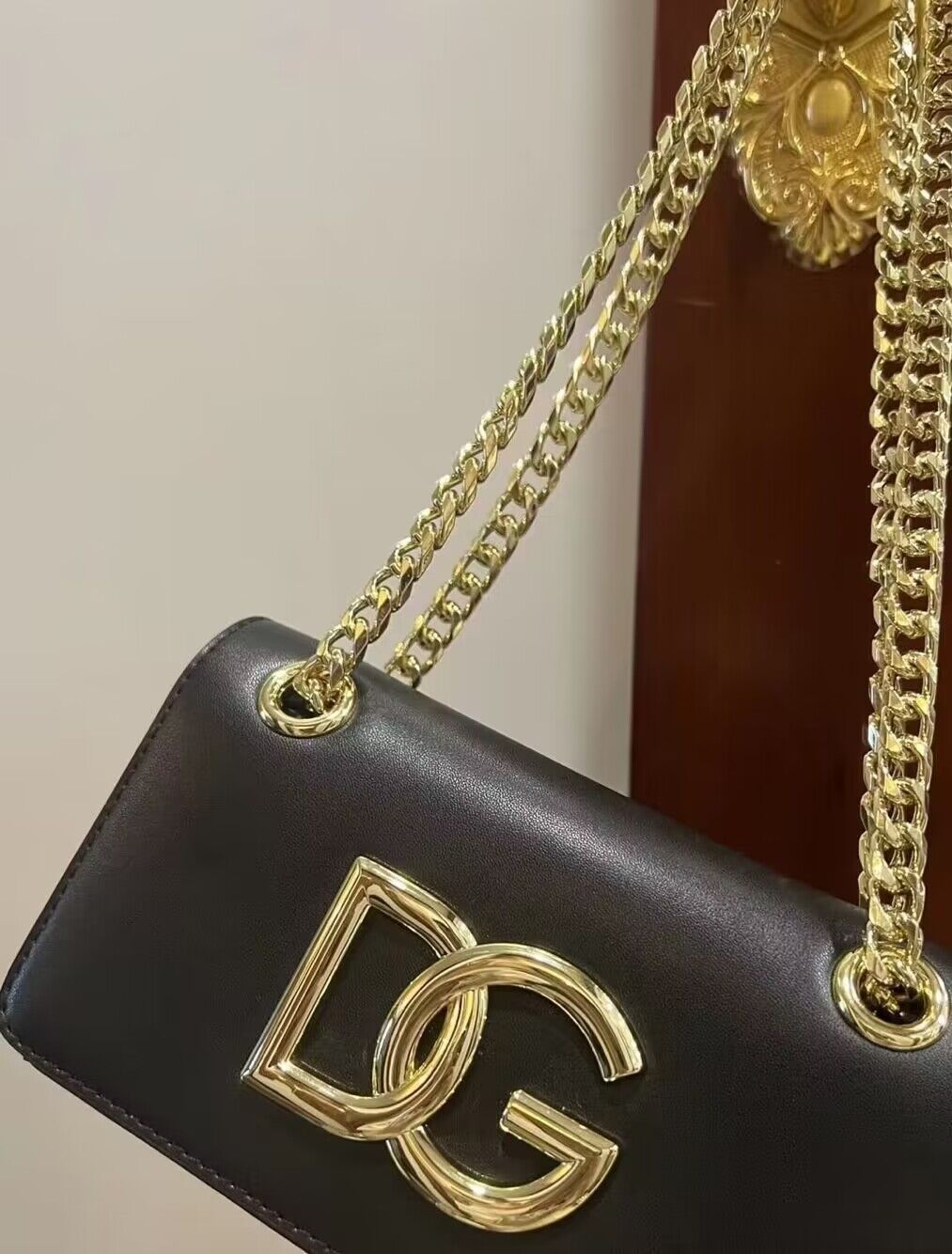 Dolce & Gabbana Origianl Leather Shoulder Bag 5535 Black