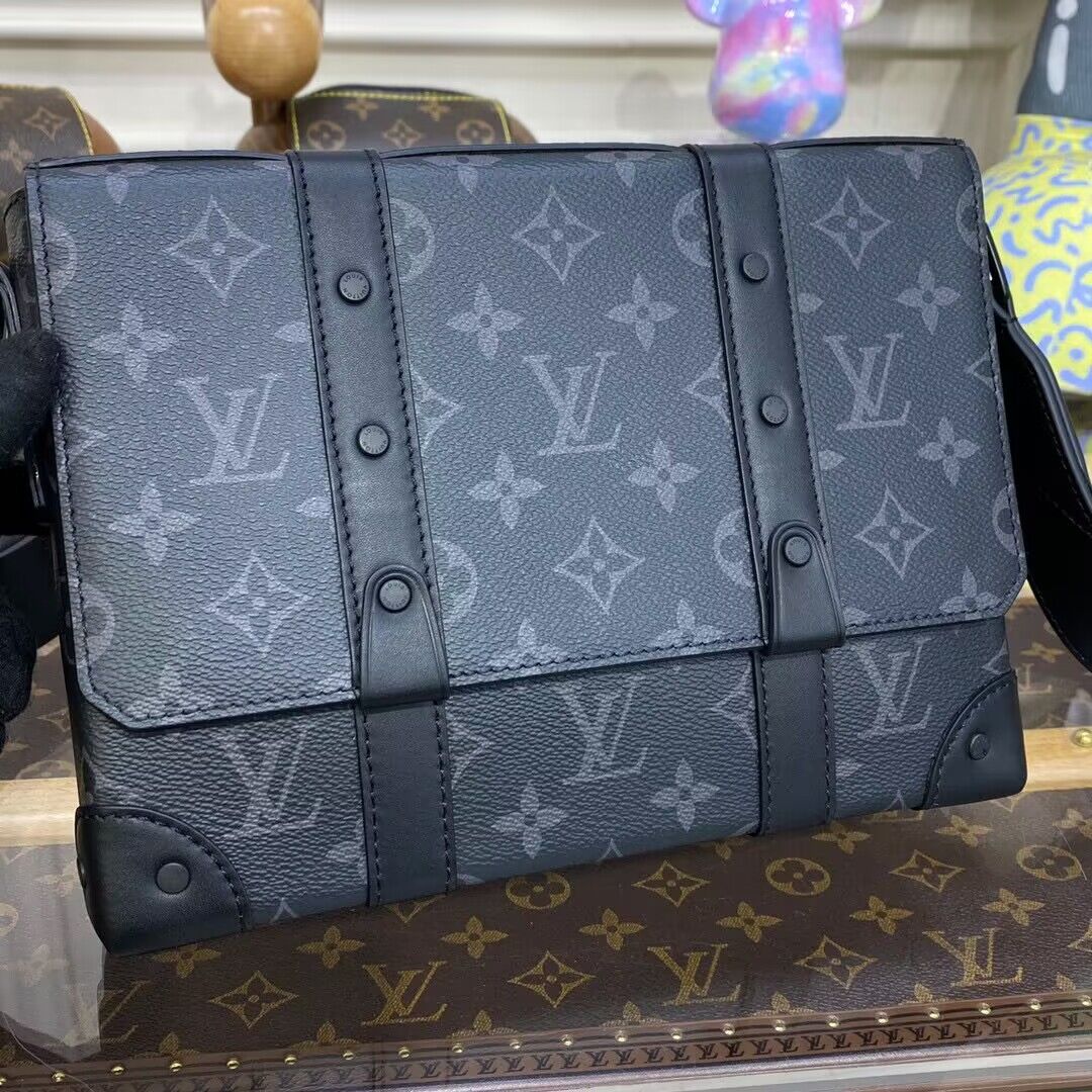 Louis Vuitton Monogram Eclipse Original Leather Trunk Bag M45727 Black