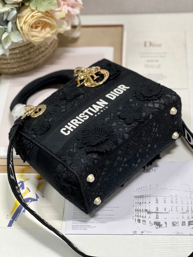 MEDIUM DIOR OR LADY D-LITE BAG M0565OIAU black