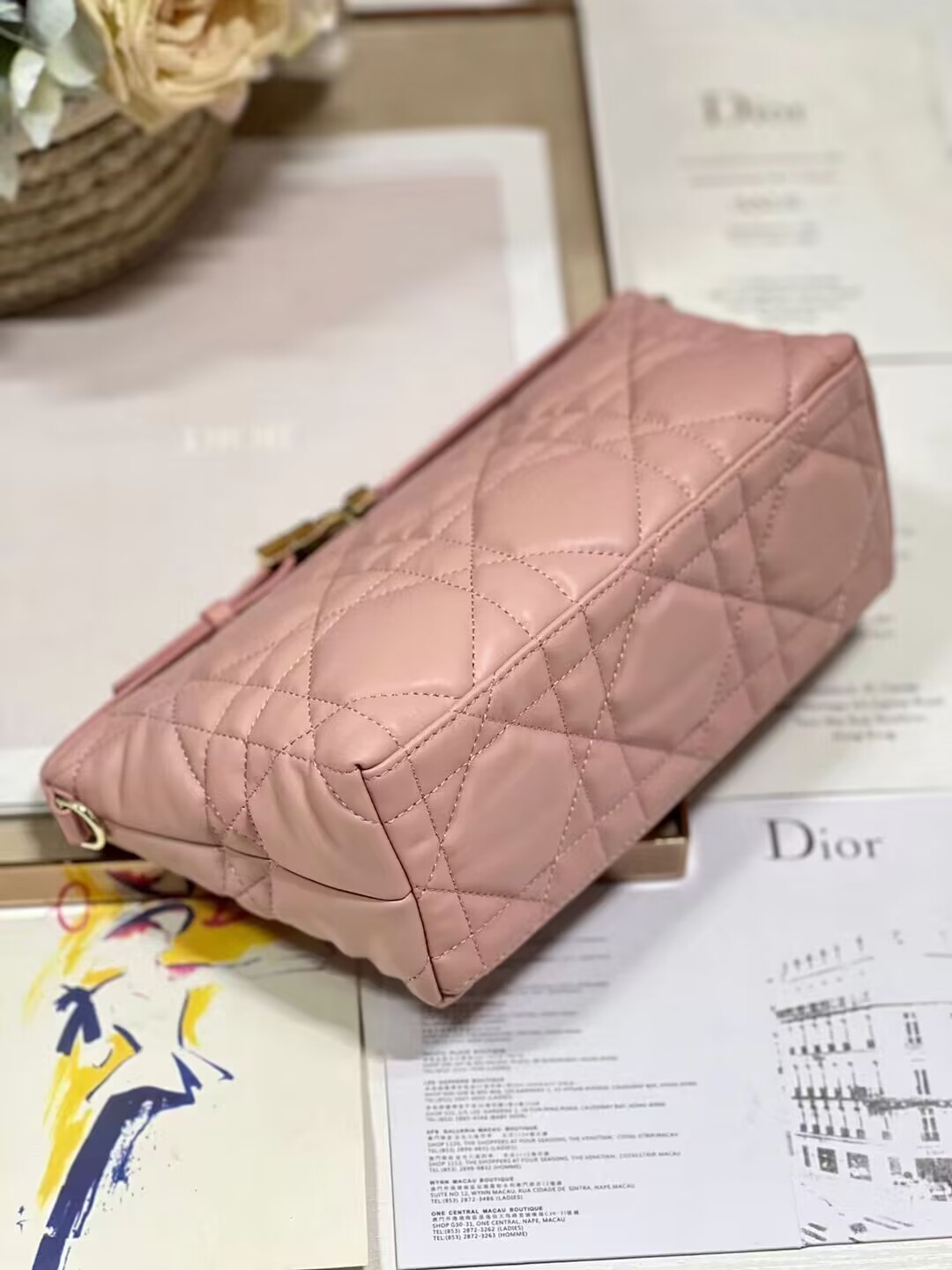 MEDIUM DIORTRAVEL NOMAD POUCH Lambskin S5554O pink