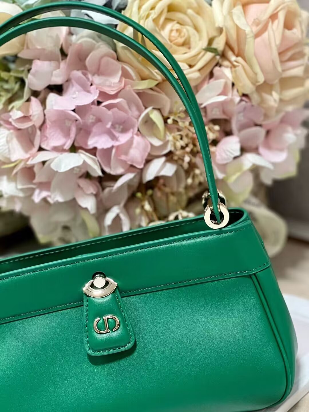 SMALL DIOR KEY BAG Box Calfskin M1844O green