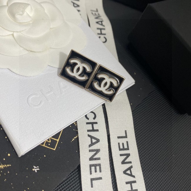 Chanel Earrings CE11787