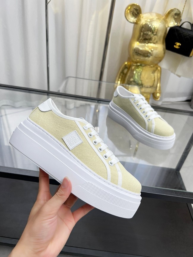 Givenchy WALK N PLATFORM SNEAKER 93520-4