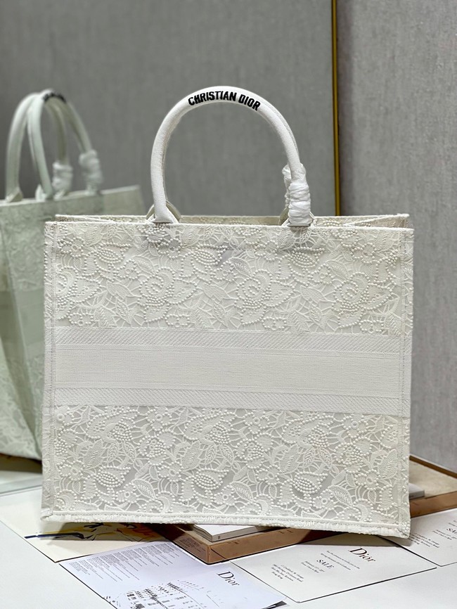 LARGE DIOR OR DIOR BOOK TOTE D-Lace Embroidery M1286ZTD-5