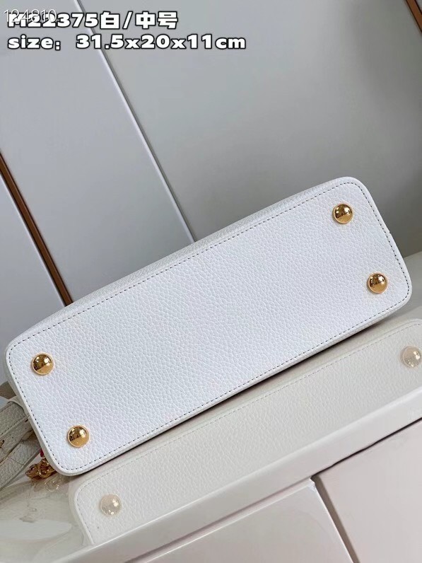 Louis Vuitton Capucines MM M20784 white