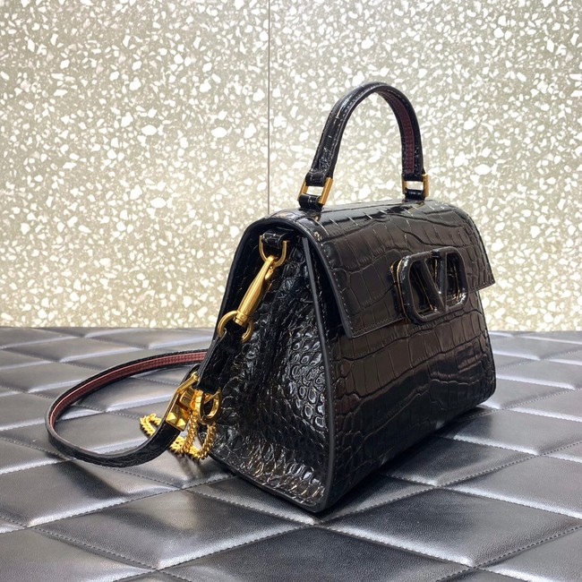 VALENTINO VSLING small Crocodile pattern Shoulder bag WB0F53 black