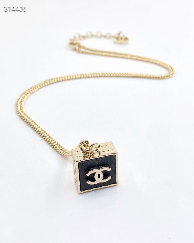 Chanel Necklace CE11830