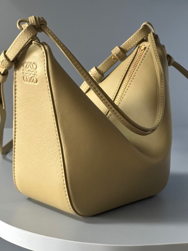 Loewe Original Leather Shoulder Handbag C923 yellow