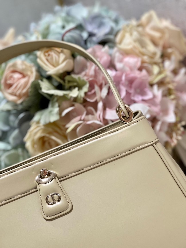 MEDIUM DIOR KEY BAG Apricot Box Calfskin M1843OBEQ