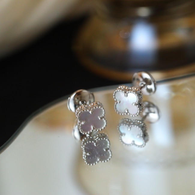 Van Cleef & Arpels Earrings CE11907