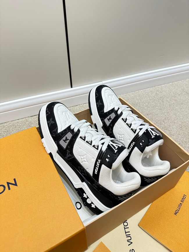 Louis Vuitton Sneaker 93540-1