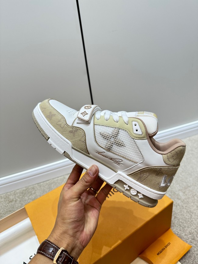 Louis Vuitton Sneaker 93543-5