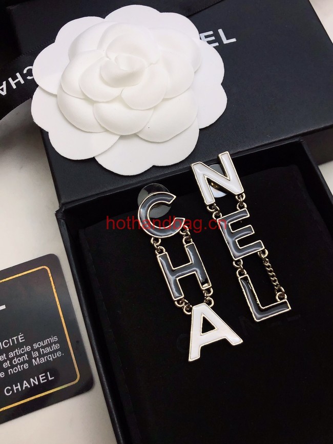 Chanel Earrings CE12025