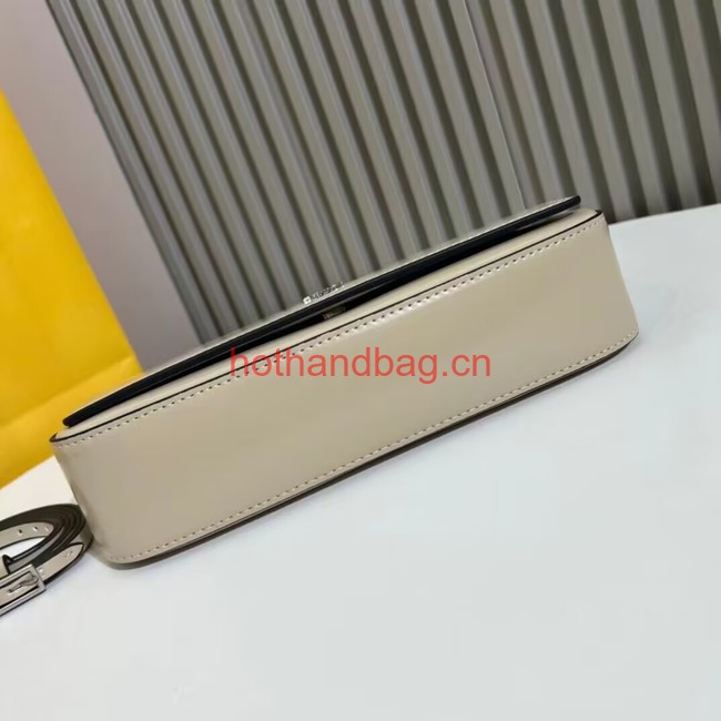 Fendi small smooth leather bag F1090 Apricot