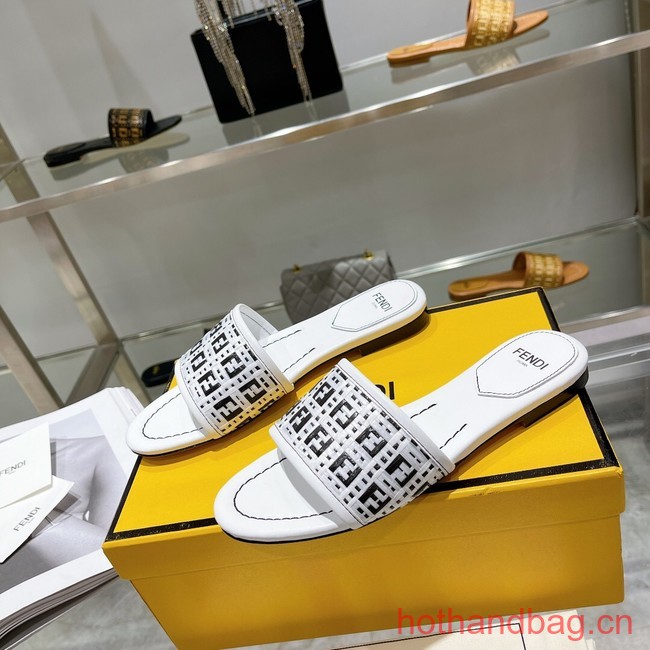 Fendi Slippers 93593-13