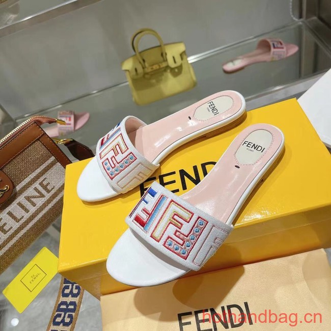 Fendi Slippers 93593-21