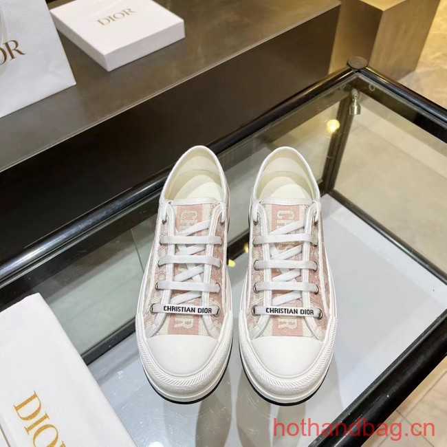 WALK N DIOR SNEAKER Dior Oblique Embroidered Cotton 93626-3