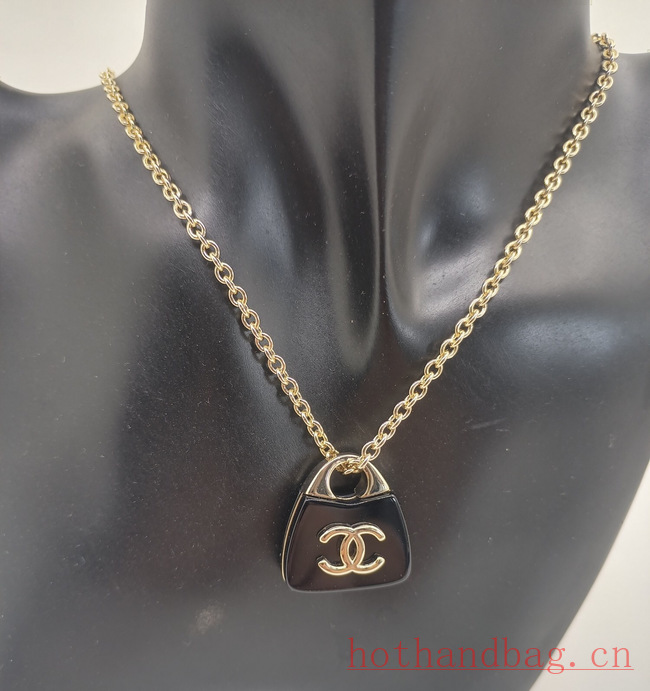 Chanel Necklace CE12134