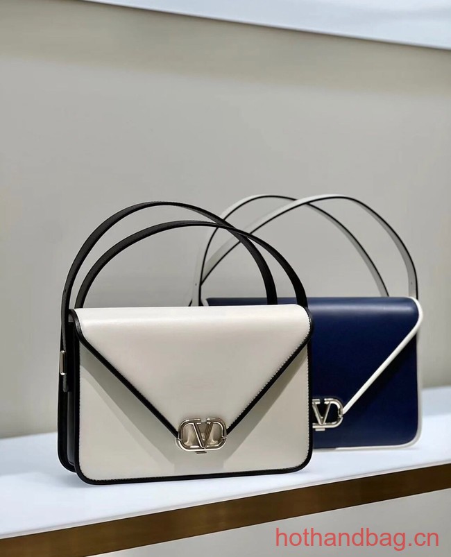 VALENTINO GARAVANI LETTER BAG 0M50 WHITE&BLACK