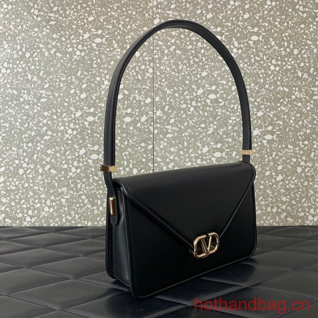 VALENTINO GARAVANI LETTER BAG 0M50 black