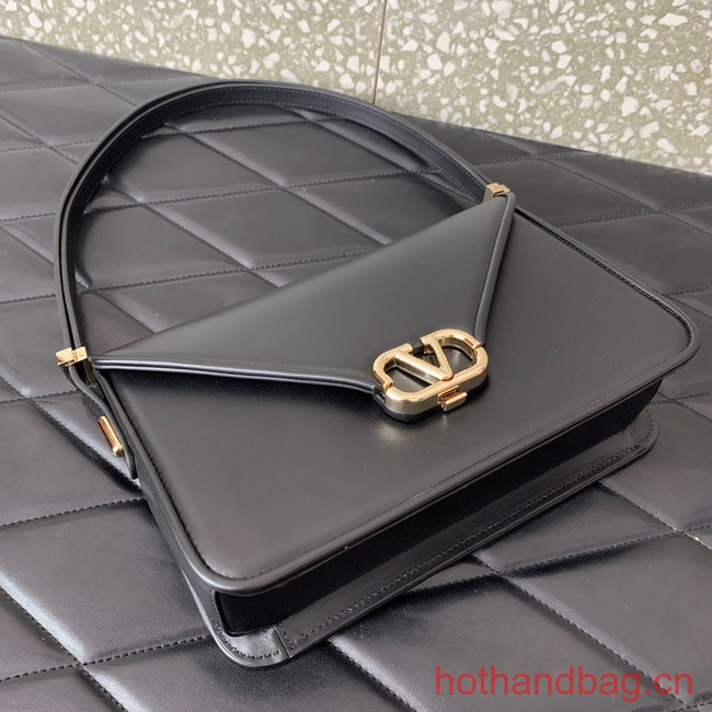 VALENTINO GARAVANI LETTER BAG 0M50 black