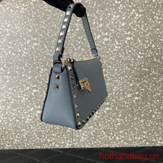 VALENTINO Rockstud small grain calfskin messenger bag YS097 sky blue