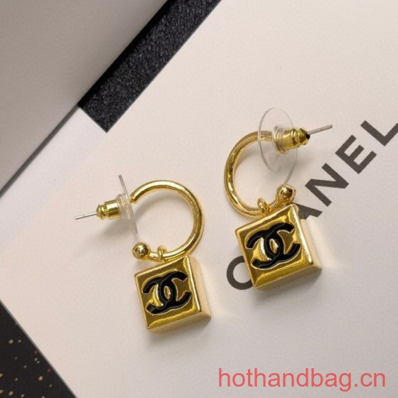 Chanel Earrings CE12451