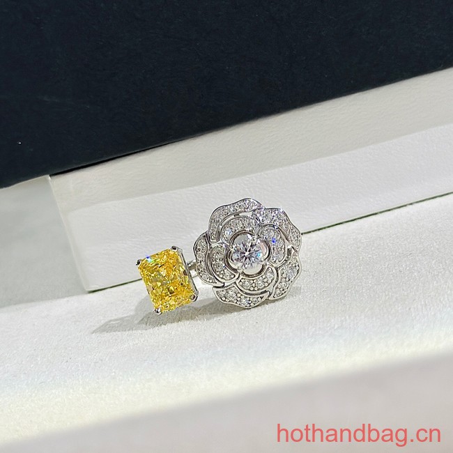 Van Cleef & Arpels ring CE12507