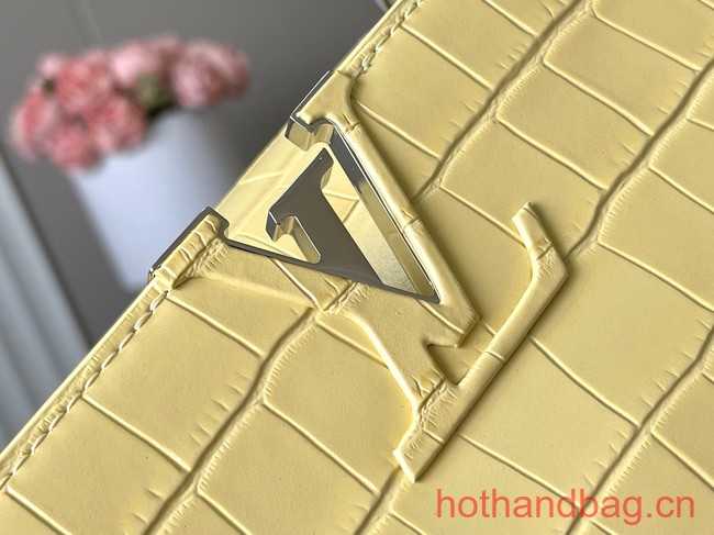 Louis Vuitton Capucines MM N93419 yellow