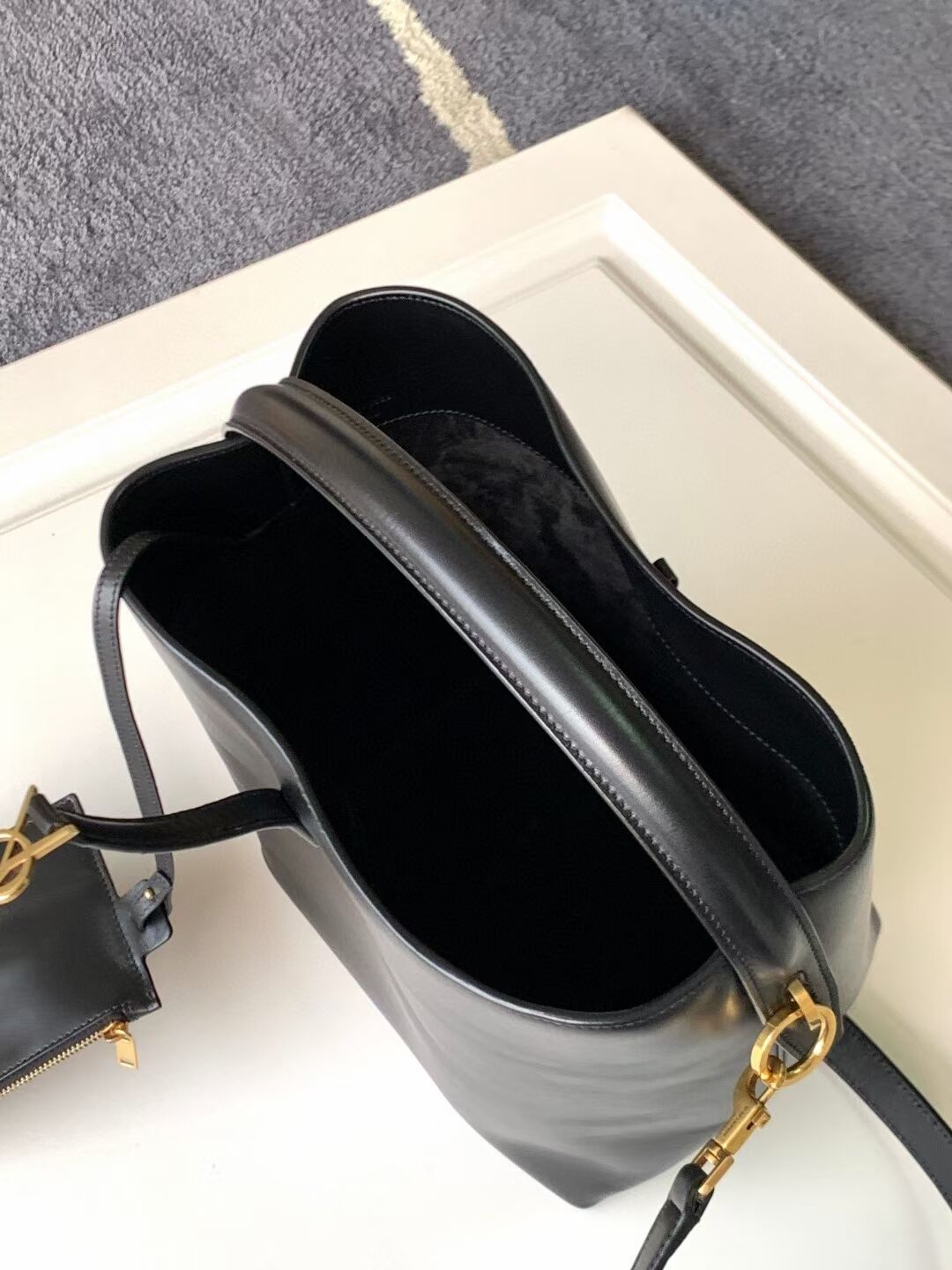 SAINT LAURENT LE 37 IN SHINY LEATHER 7428282 BLACK