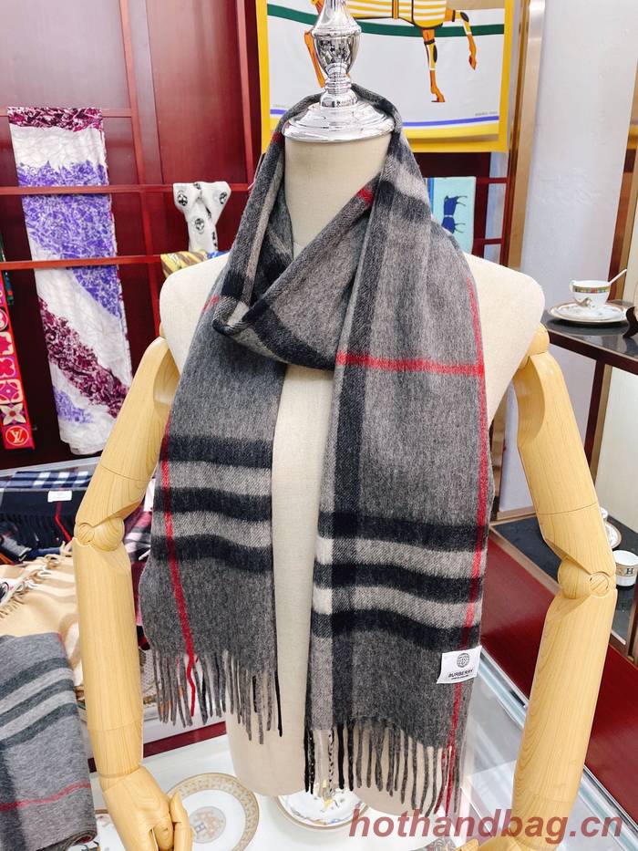 Burberry Scarf BBC00134