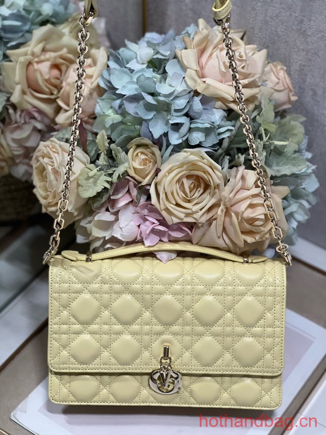 MISS DIOR TOP HANDLE BAG Pastel Yellow Cannage Lambskin M0997ON