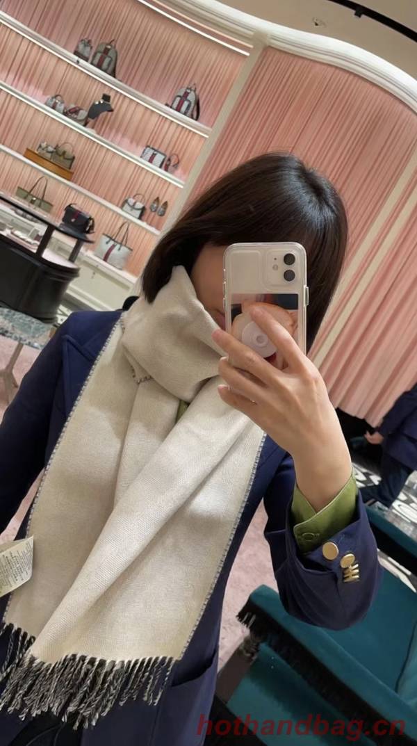 Gucci Scarf GUC00288