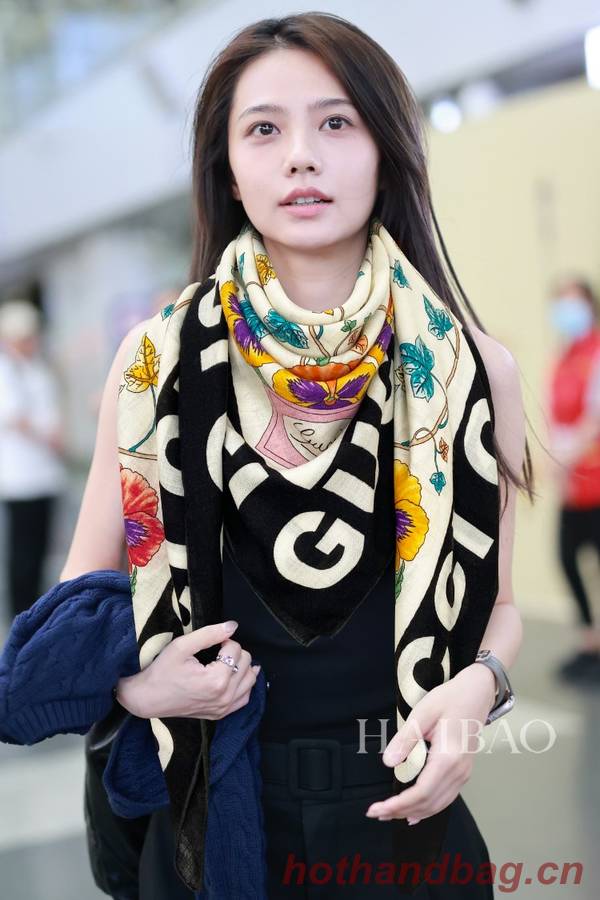 Gucci Scarf GUC00311