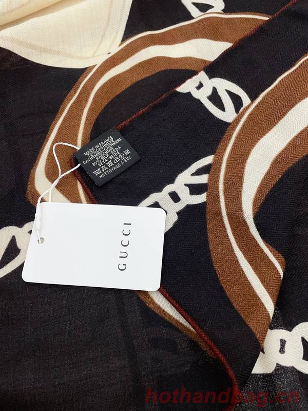 Gucci Scarf GUC00325