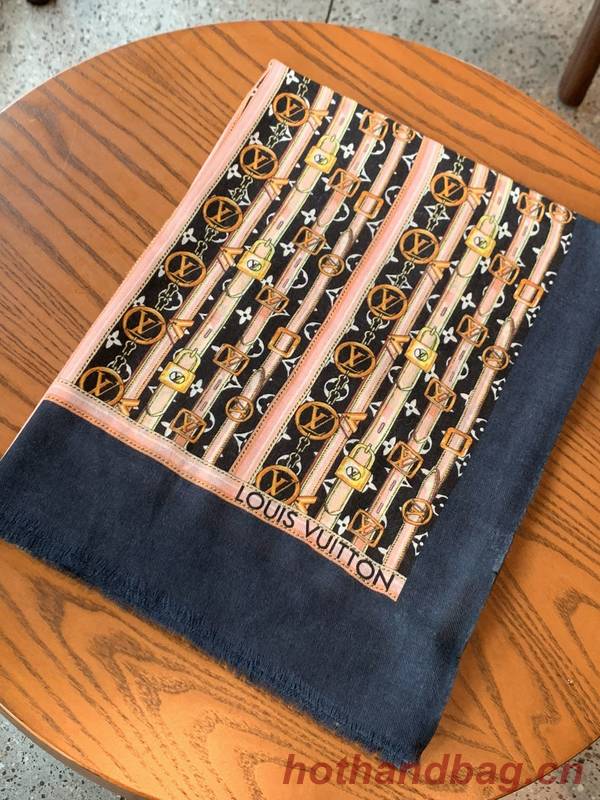 Louis Vuitton Scarf LVC00409