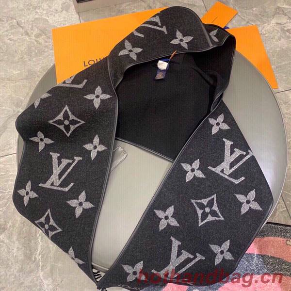 Louis Vuitton Cloak LVC00465